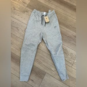 Nike Tech Fleece joggers men’s